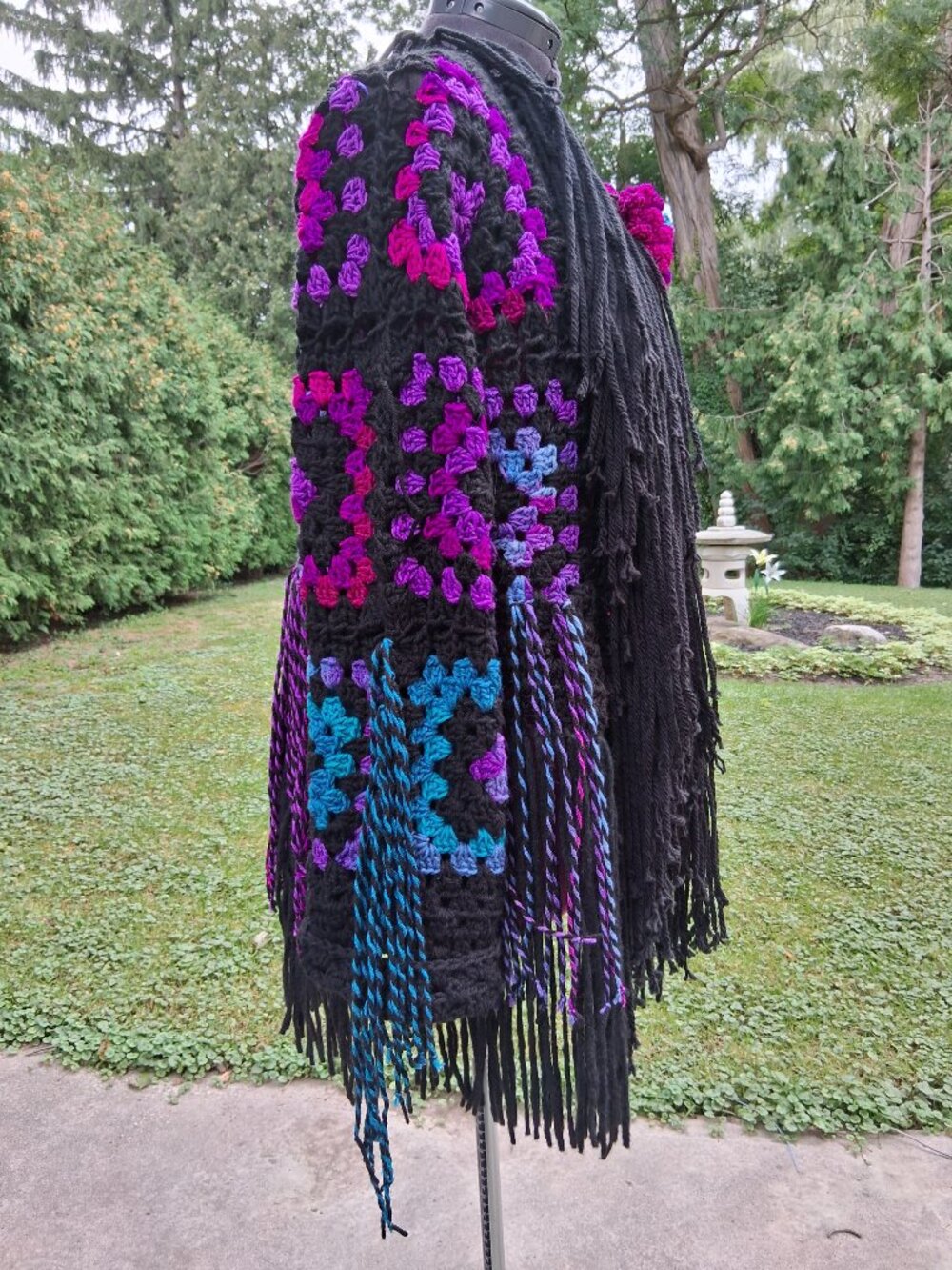 Boho Black Colorful Granny Square Super Fringe Sweater Large - Picture 11 of 13